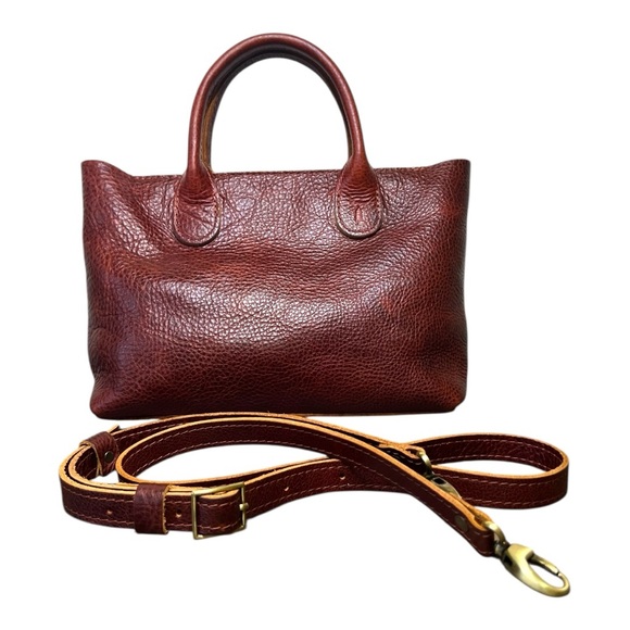 Portland Leather Goods Large Raindrop Crossbody in Cinnamon Bear - Picture 3 of 6